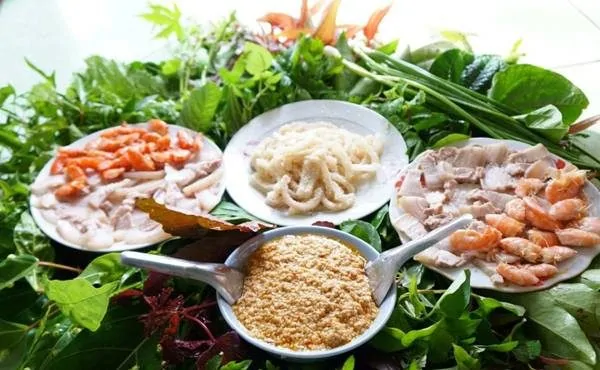 Gỏi lá Kon Tum - Sự mát lành của núi rừng Tây Nguyên 1 Gỏi lá Kon Tum - Sự mát lành của núi rừng Tây Nguyên Nguồn: Báo Tổ quốc - toquoc.vn - Ngày đăng 05/10/2022